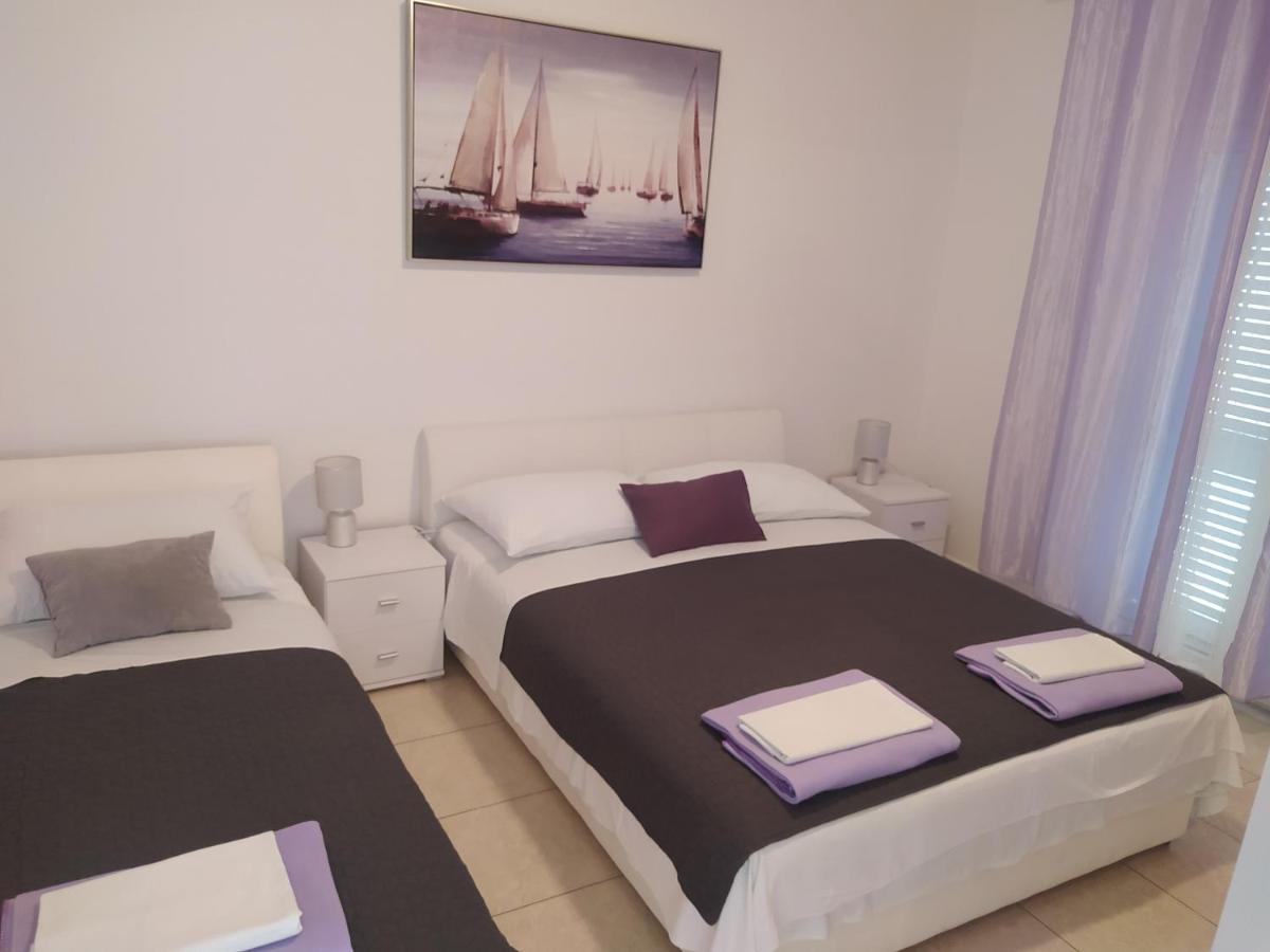 Apartmani Trubi 3 Vodice Exterior photo